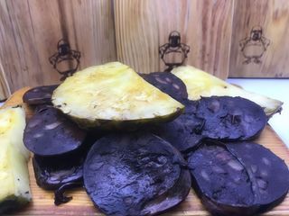 MORCELA ASSADA C/ANANÁS