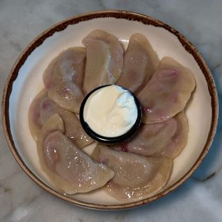 VARENYKY CEREJA