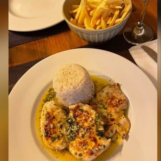 Bochechas de Porco em vinho Tinto