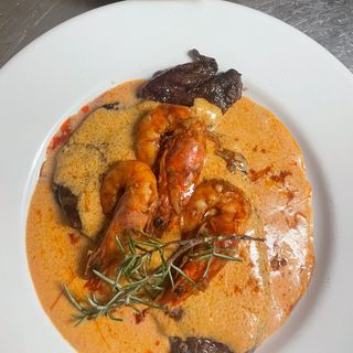 Bife com Molho Camarão