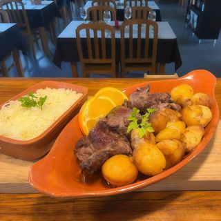 Dose de Bochechas de Porco no Forno