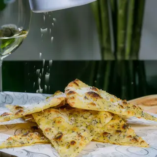 MASSA APERITIVA DE ALHO 