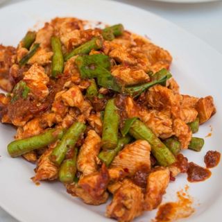 Phat Phrik Khing frango 