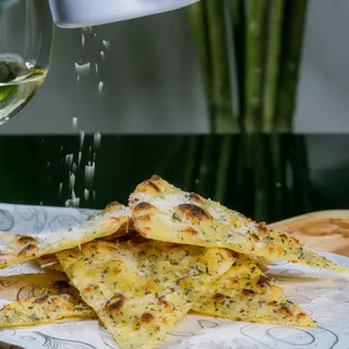 MASSA APERITIVA DE PARMESÃO 