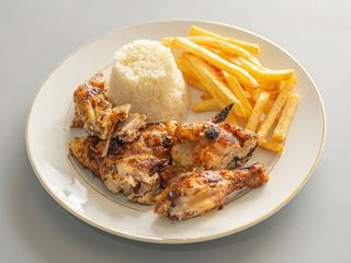 1 Frango Assado Com Guarnição 