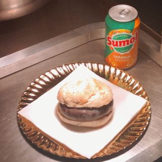 Chouriço de Sangue no Pão "Assado Na Brasa"