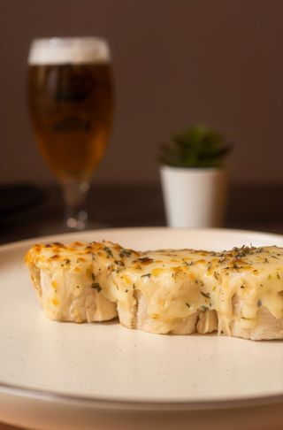 Espetinho de Pão de Alho