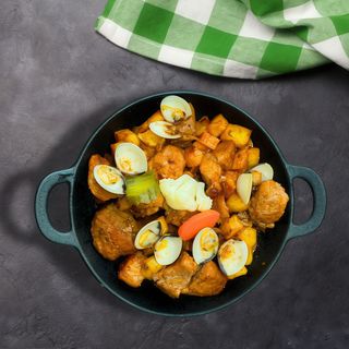 Carne de Porco à Alentejana