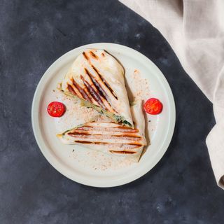 Bacalhau com broa in a wrap