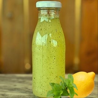 Limonada com hortelã natural