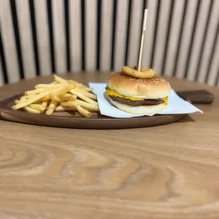 Clássico Burger