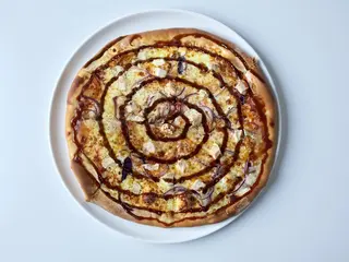 La Pizza Frango com Molho Barbecue