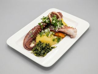 Polvo com Molho Verde