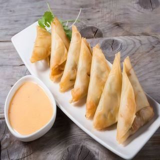 Chicken Samosa 2 pieces