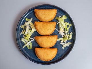 Rissois de Camarao 8pc