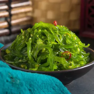 Salada com algas