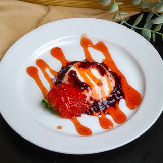 Panacota com Coulis de Frutos Vermelhos