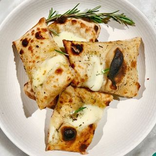 Pane all Aglio c/ Prosciutto Parma