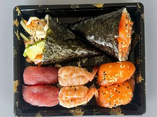 15 Sushi Misto e 2 Temakis