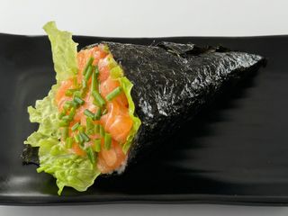 30 Temaki Salmão e Alface