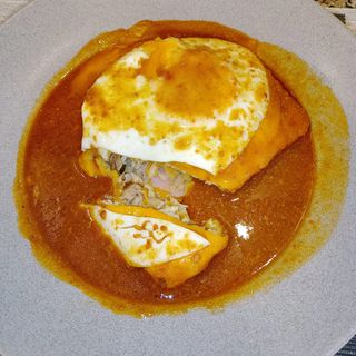 Francesinha leitao