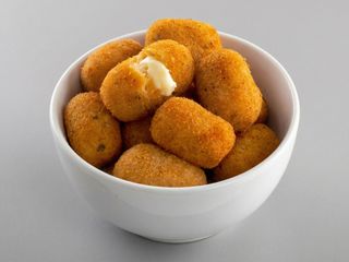 CROQUETE DE QUEIJO E FIAMBRE
