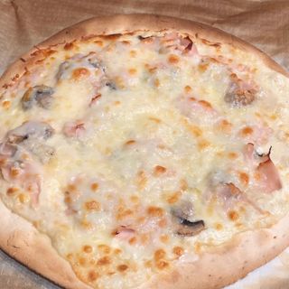 Pizza Carbonara