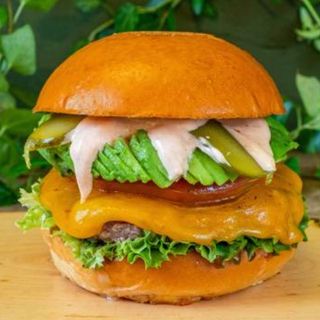 Menu Juicy Cheeseburger Com Batata Frita é Bebida