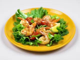 Salada de Camarão