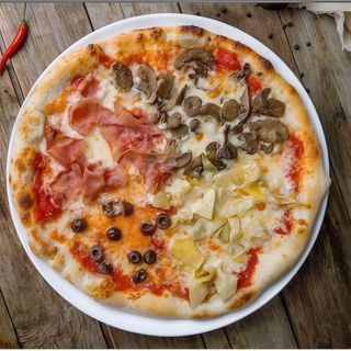 11 Pizza Quattro Stagioni Media