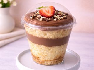 Cake de baunilha com recheio de chocolate