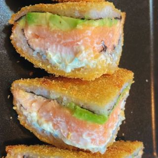 SANDUÍCHE DE SUSHI 4 UN 