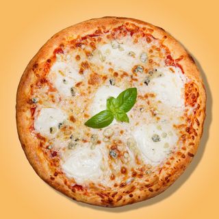 Quattro Formaggi Pizza Média