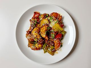 Chicken Chilly MoMo 10 Pcs