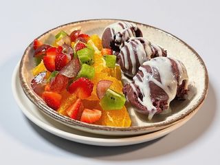 Açaí com Frutas