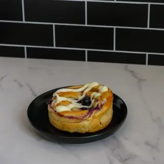 Blueberry Bun 