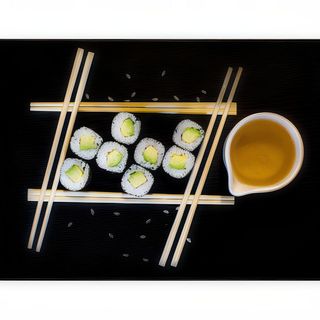 Hossomaki Abacate - 8 Peças