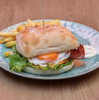 Hambúrguer Magnólia