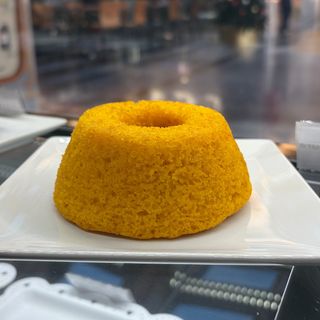 Mini bolo sem cobertura 