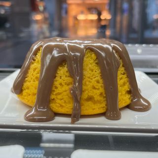 Mini Bolo Cenoura c/ cobertura brigadeiro