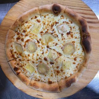 Pizza 4 Formaggi