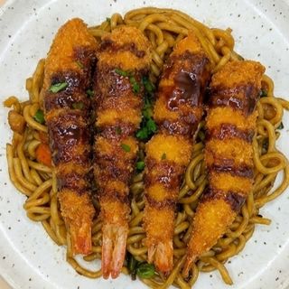 Yakisoba Camarao Panado