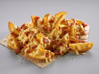 Batatas Rústicas com Queijo e Bacon