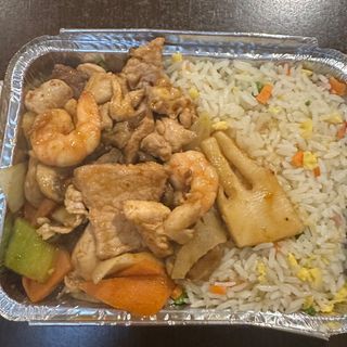 150A  Família Feliz com Arroz chao-chao