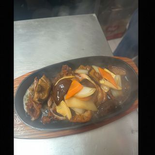 Pato Frito com Cogumelos Chineses