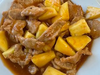 61A carne de porco com ananás natural