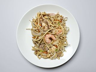 Chau Min com Três Delícias