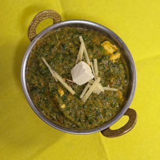 137. palak paneer 
