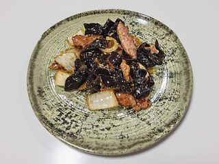 Wok Cogumelos shitake com bambu