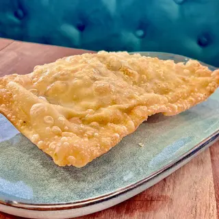 Pastel Brasileiro Creamy Chicken